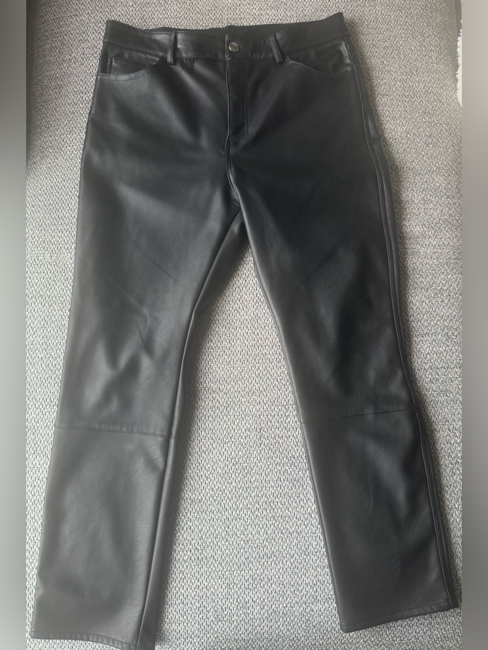 H&M Black Faux Leather Pants | Size 10 (Medium) | High Rise | Pockets Like New